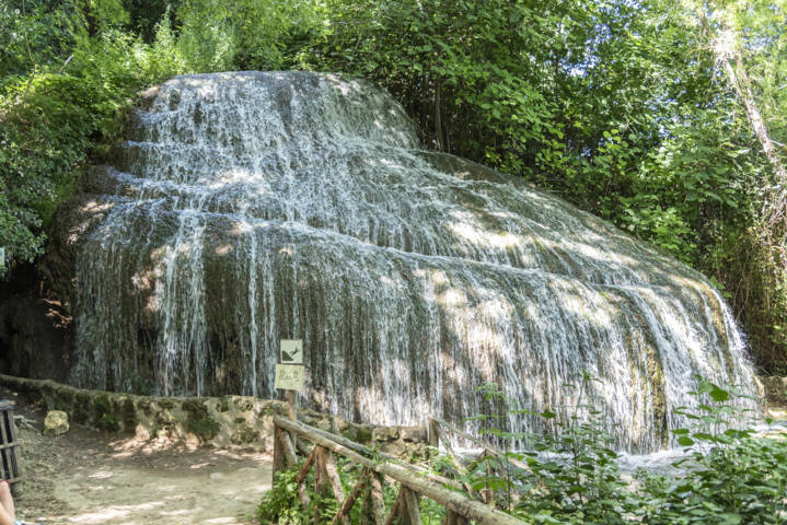 Zaragoza - Nuévalos 30 - monasterio de Piedra - los Fresnos Bajos.jpg